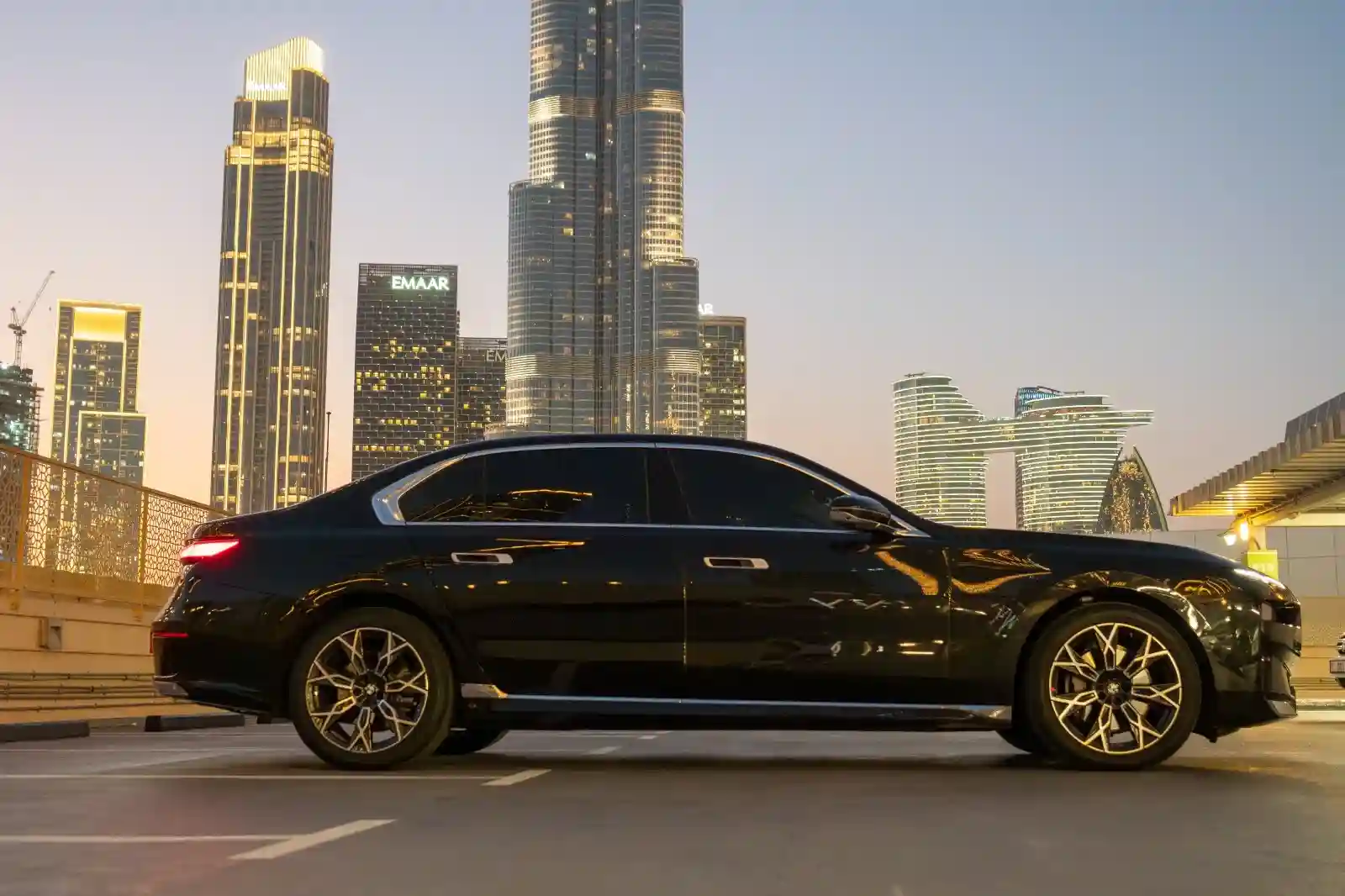 BMW 7 SERIES