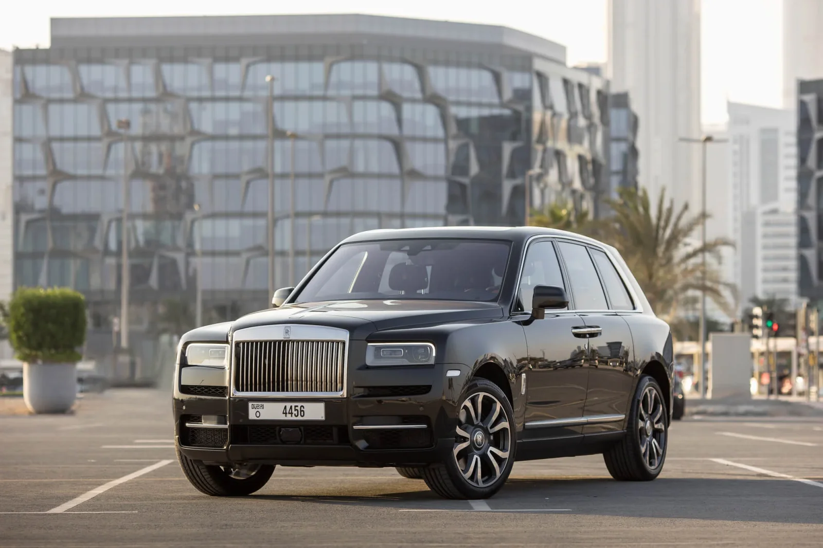 ROLLS-ROYCE CULLINAN - view 6